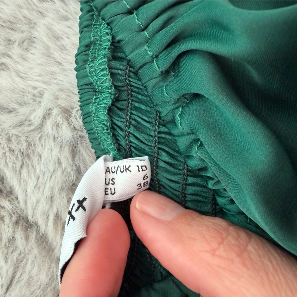 Princess Polly Emerald Long Sleeve Dress - Picture 3 of 5